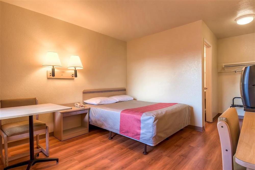 Motel 6-Rosemead, Ca - Los Angeles Номер фото