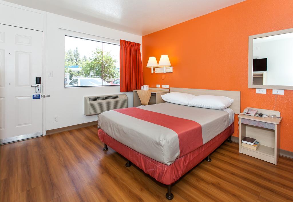 Motel 6-Rosemead, Ca - Los Angeles Номер фото
