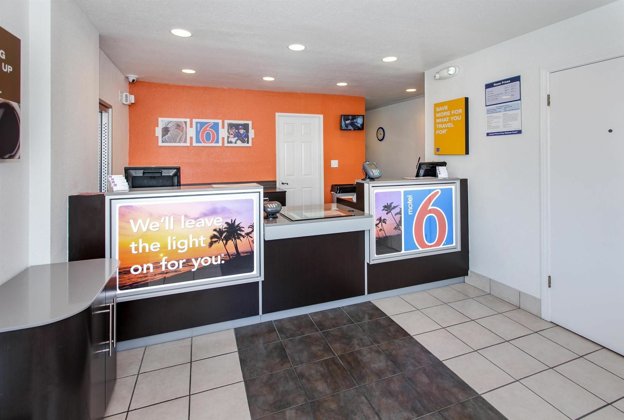 Motel 6-Rosemead, Ca - Los Angeles Экстерьер фото